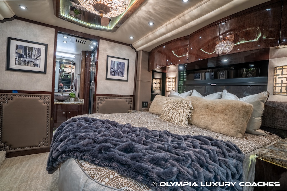 2018 Prevost Millennium H3-45 For Sale