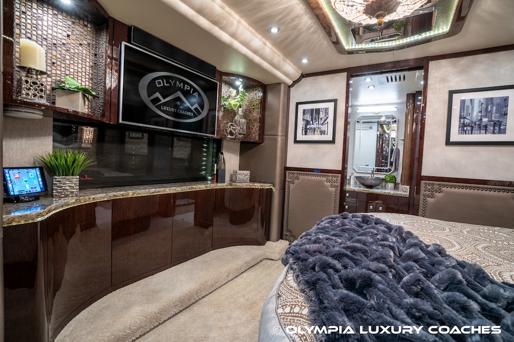 2018 Prevost Millennium H3-45 For Sale