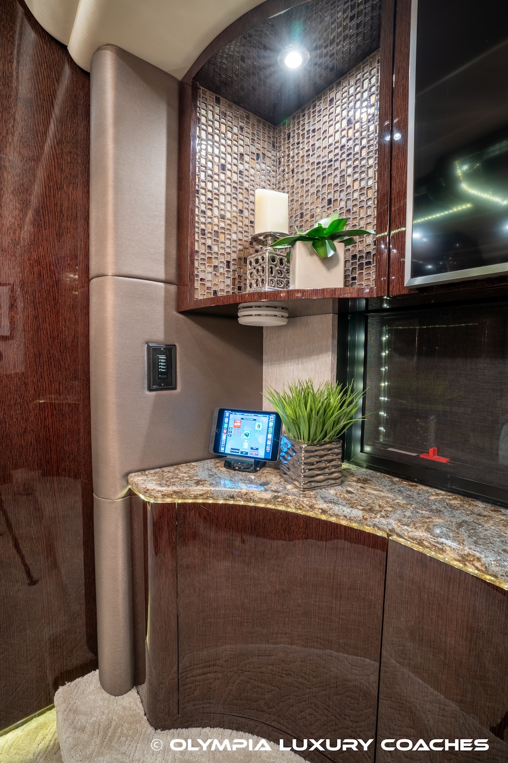 2018 Prevost Millennium H3-45 For Sale