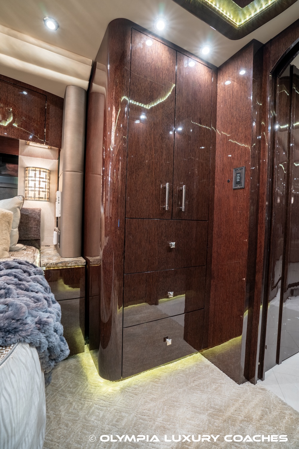 2018 Prevost Millennium H3-45 For Sale