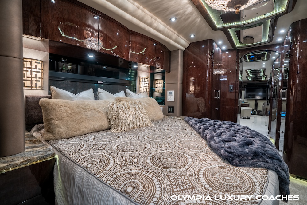 2018 Prevost Millennium H3-45 For Sale