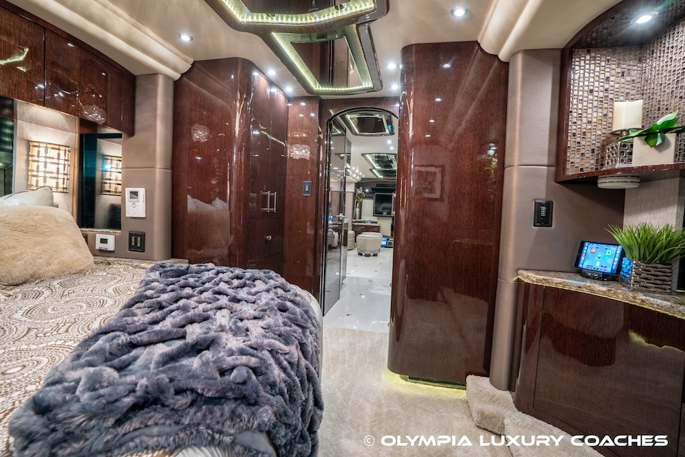 2018 Prevost Millennium H3-45 For Sale