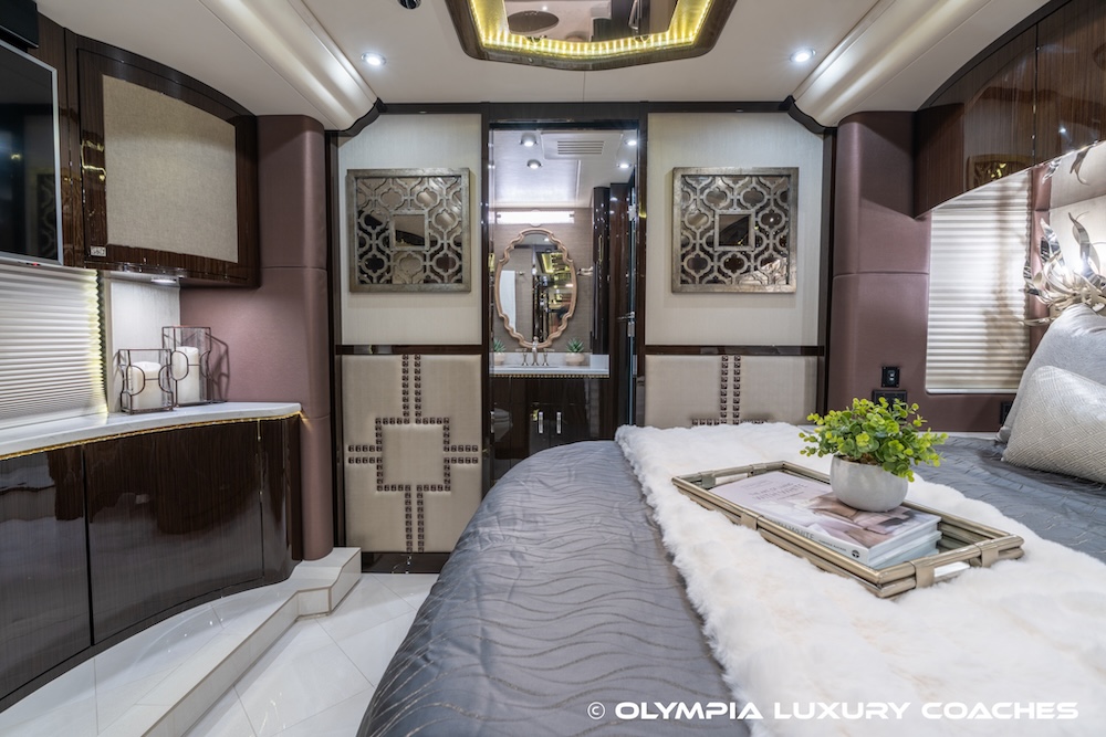 2018 Prevost Millennium H3-45 For Sale
