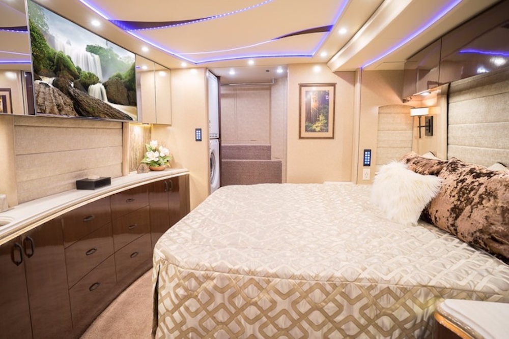 2018 Prevost Marathon X3 For Sale