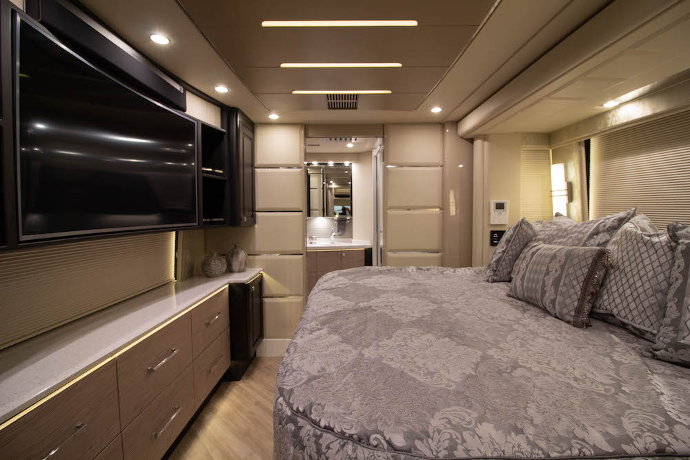 2019 Prevost Emerald H3-45 For Sale