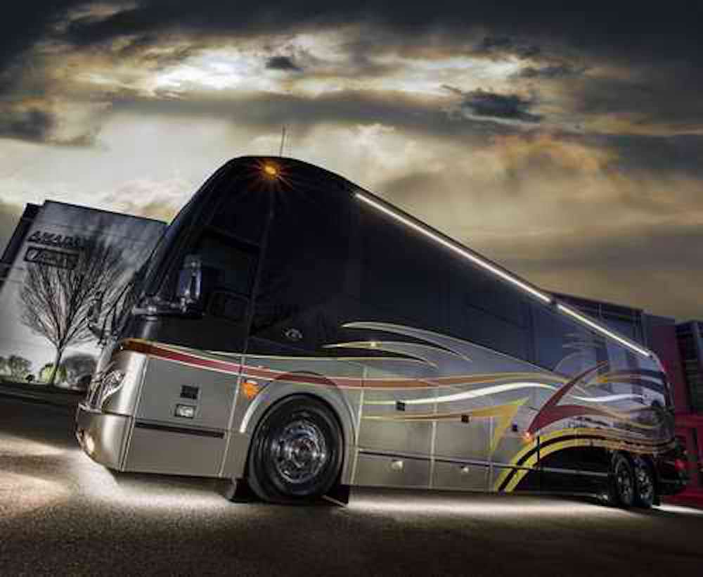 2019 Prevost Featherlite H3-45 For Sale