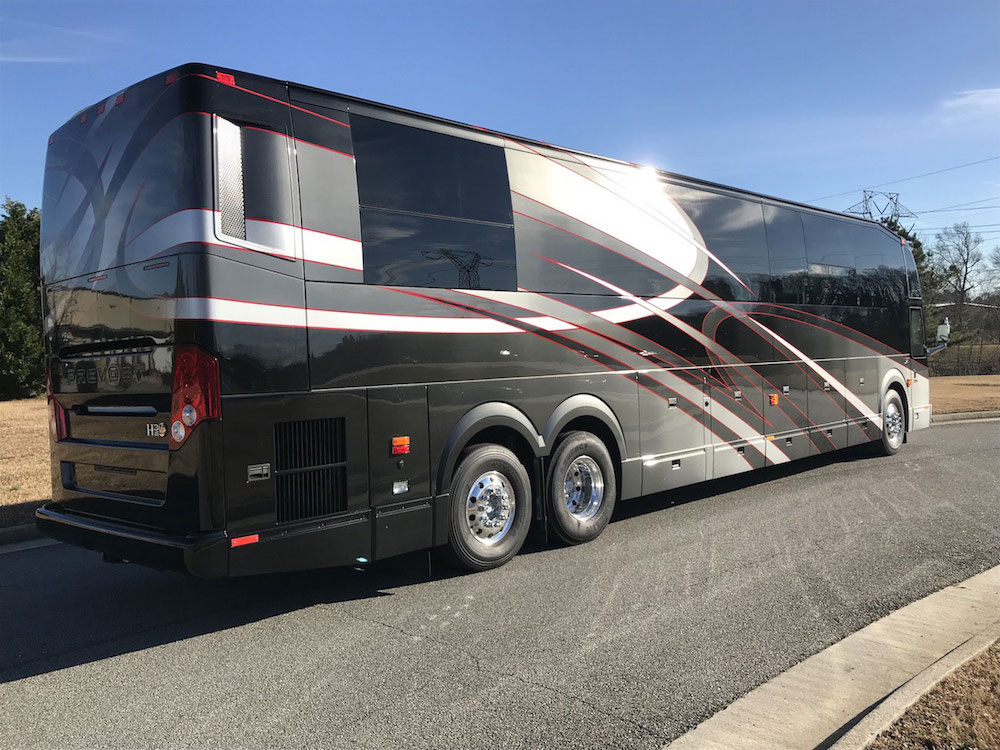 2019 Prevost Featherlite H3-45 For Sale