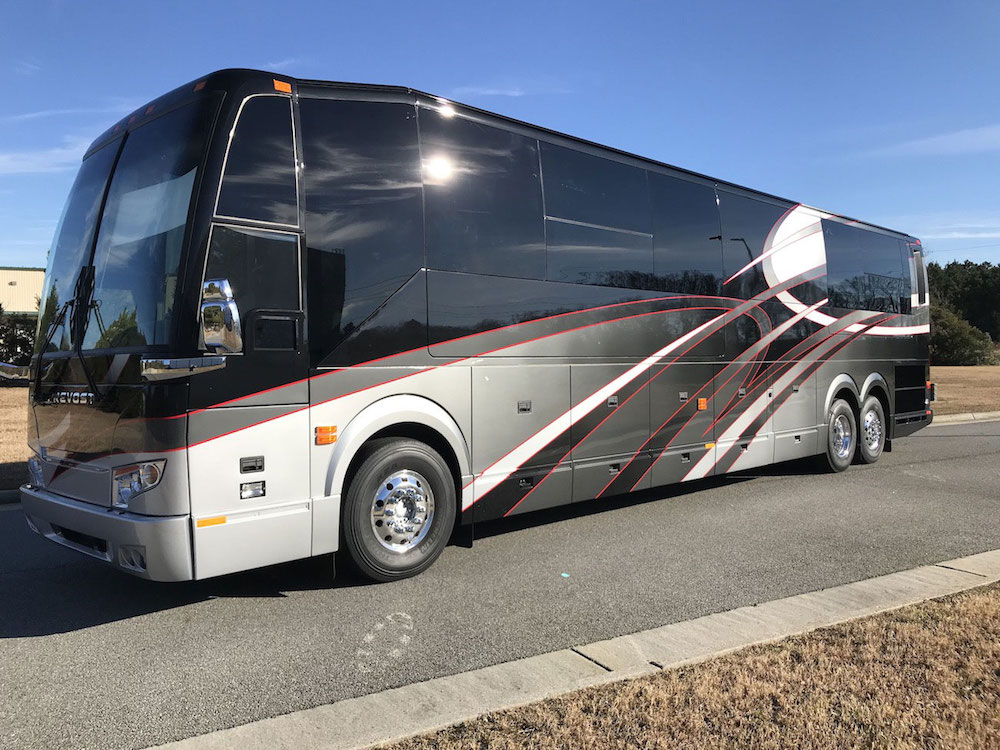 2019 Prevost Featherlite H3-45 For Sale