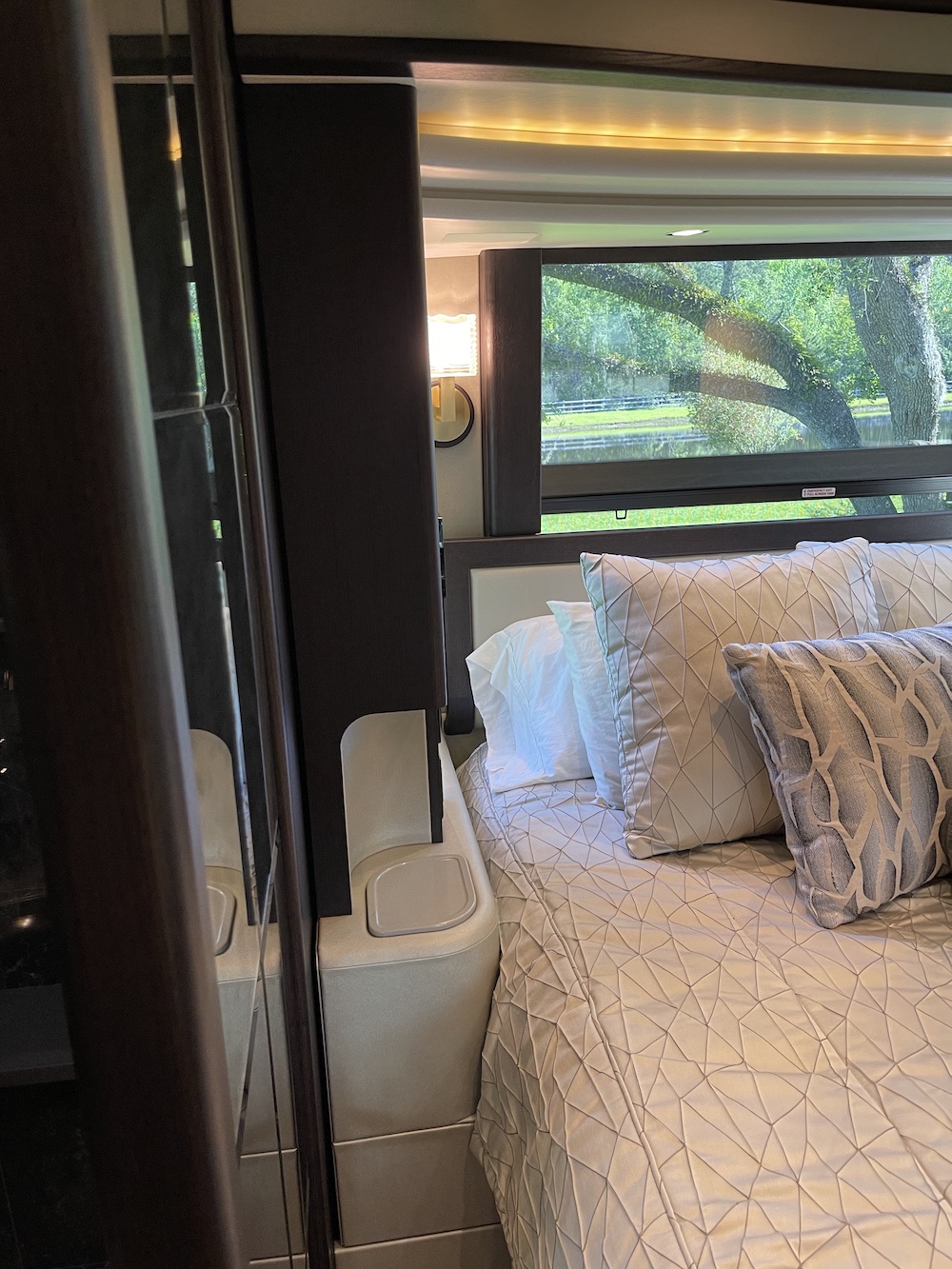 2019 Prevost Liberty H3-45 For Sale