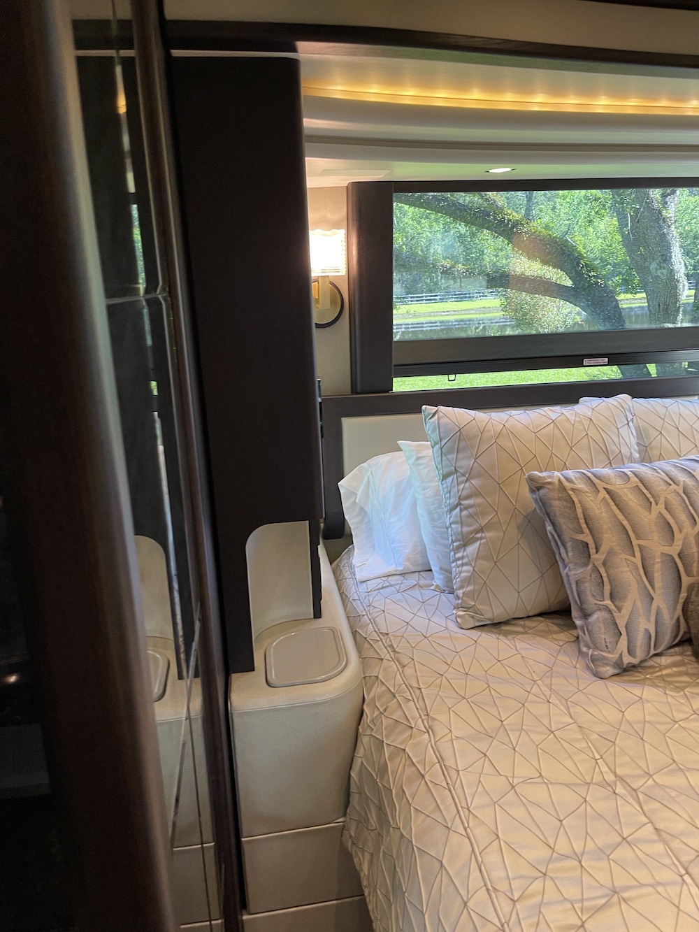 2019 Prevost Liberty H3-45 For Sale