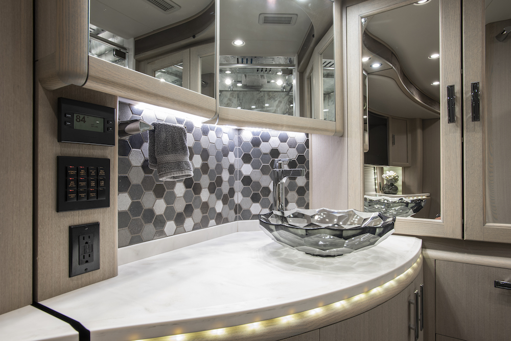 2019 Prevost Liberty H3-45 For Sale