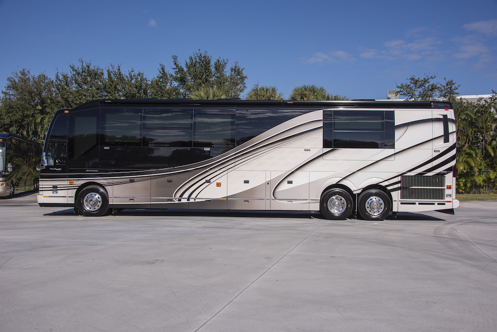 2019 Prevost Liberty H3-45 For Sale