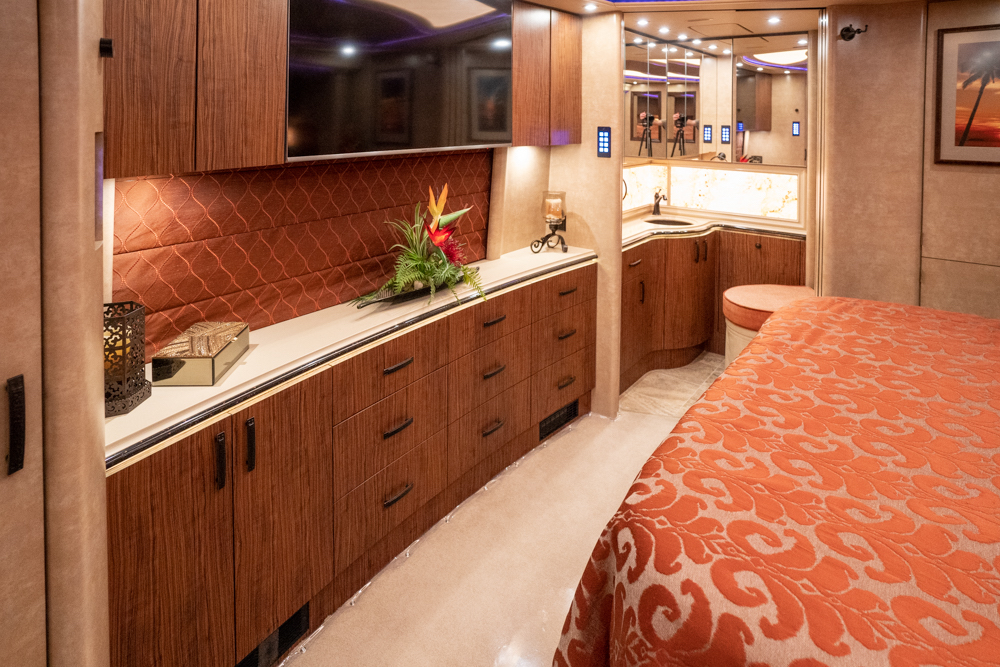 2019 Prevost Marathon  H3-45 For Sale