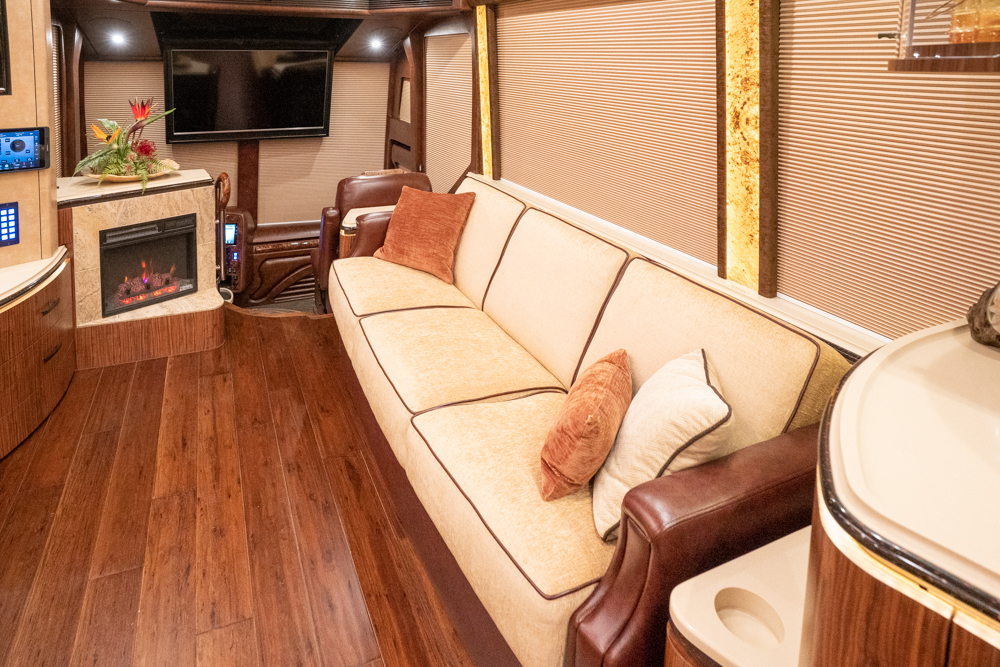 2019 Prevost Marathon  H3-45 For Sale