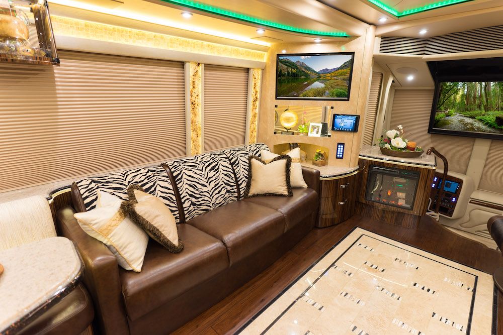 2019 Prevost Marathon H3-45 For Sale