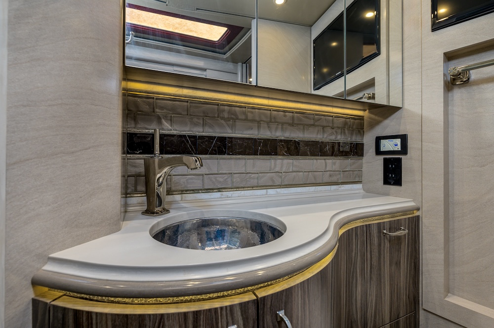 2019 Prevost Marathon H3-45 For Sale