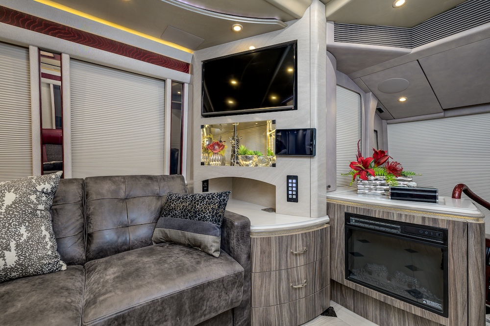 2019 Prevost Marathon H3-45 For Sale