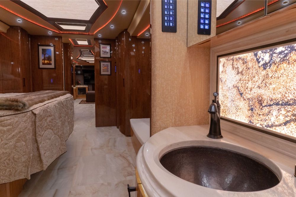 2019 Prevost Marathon H3-45 For Sale