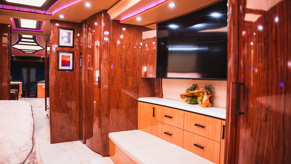 2019 Prevost Marathon H3-45 For Sale