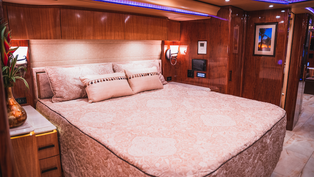 2019 Prevost Marathon H3-45 For Sale