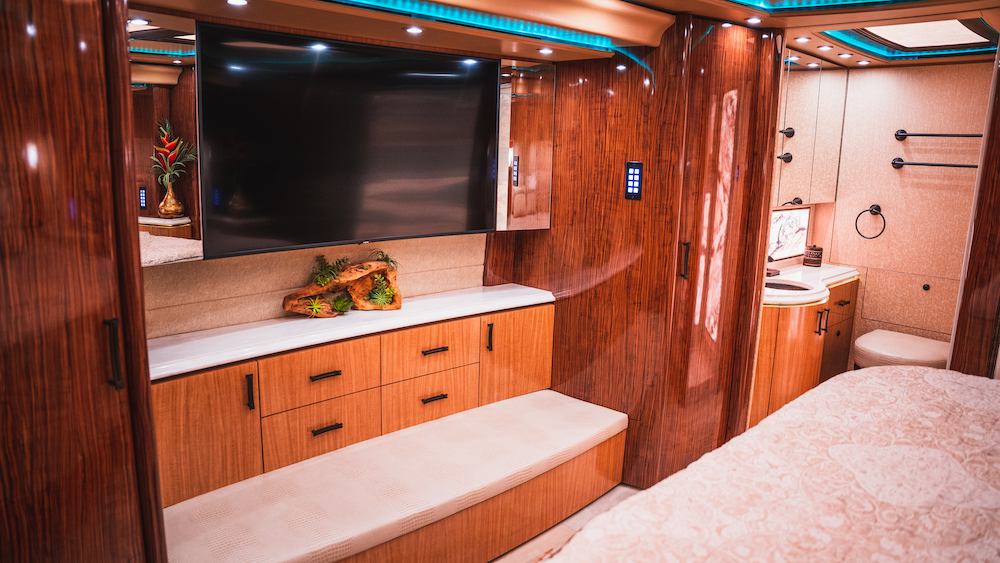 2019 Prevost Marathon H3-45 For Sale