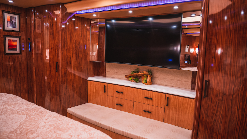 2019 Prevost Marathon H3-45 For Sale