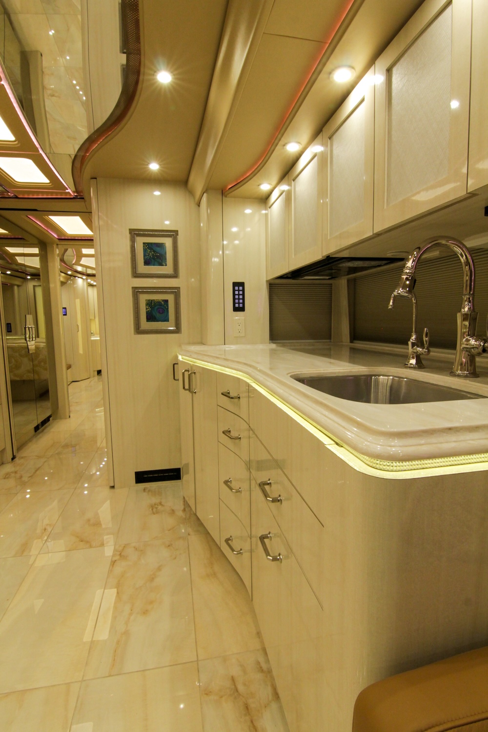 2019 Prevost Marathon H3-45 For Sale