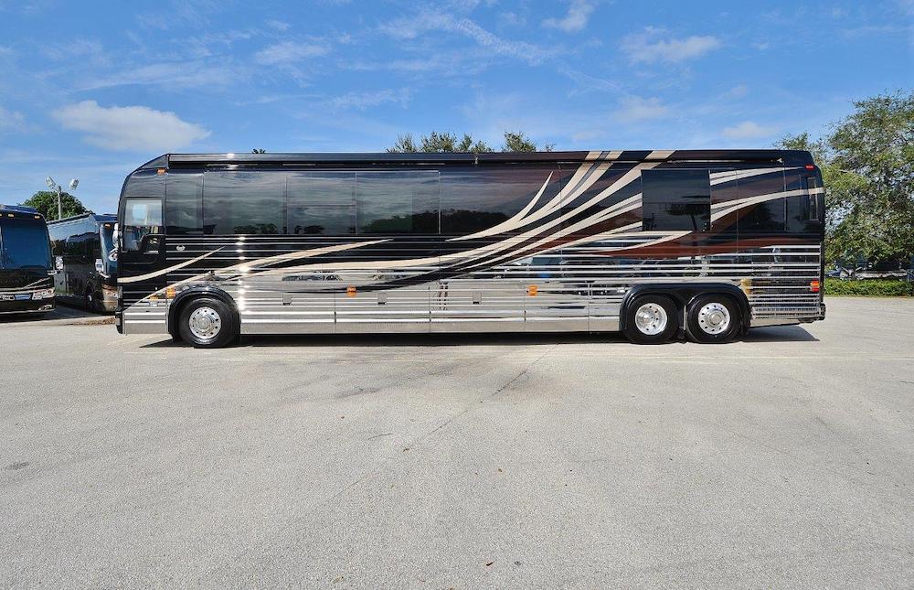 2019 Prevost Marathon X3 For Sale