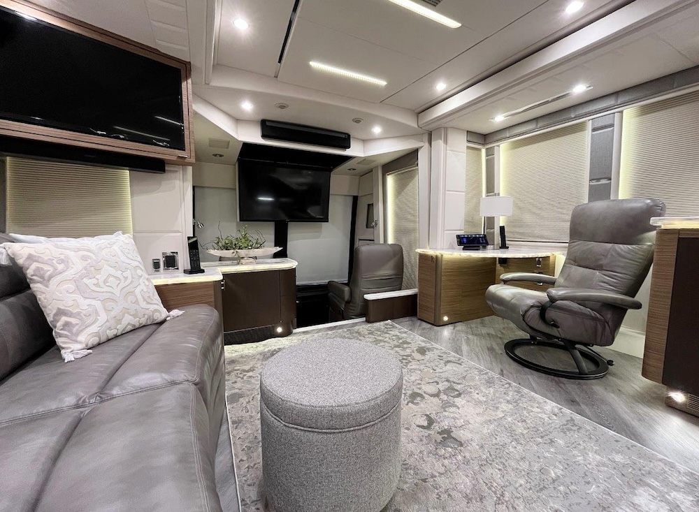 2020 Prevost Emerald H3-45 For Sale