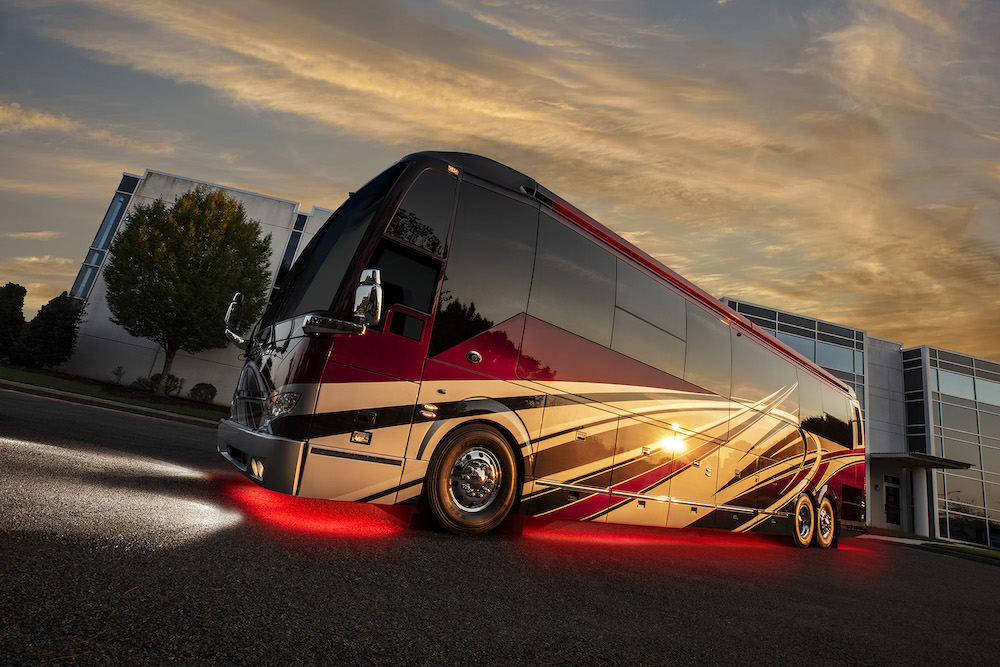 2020 Prevost Featherlite H3-45 For Sale