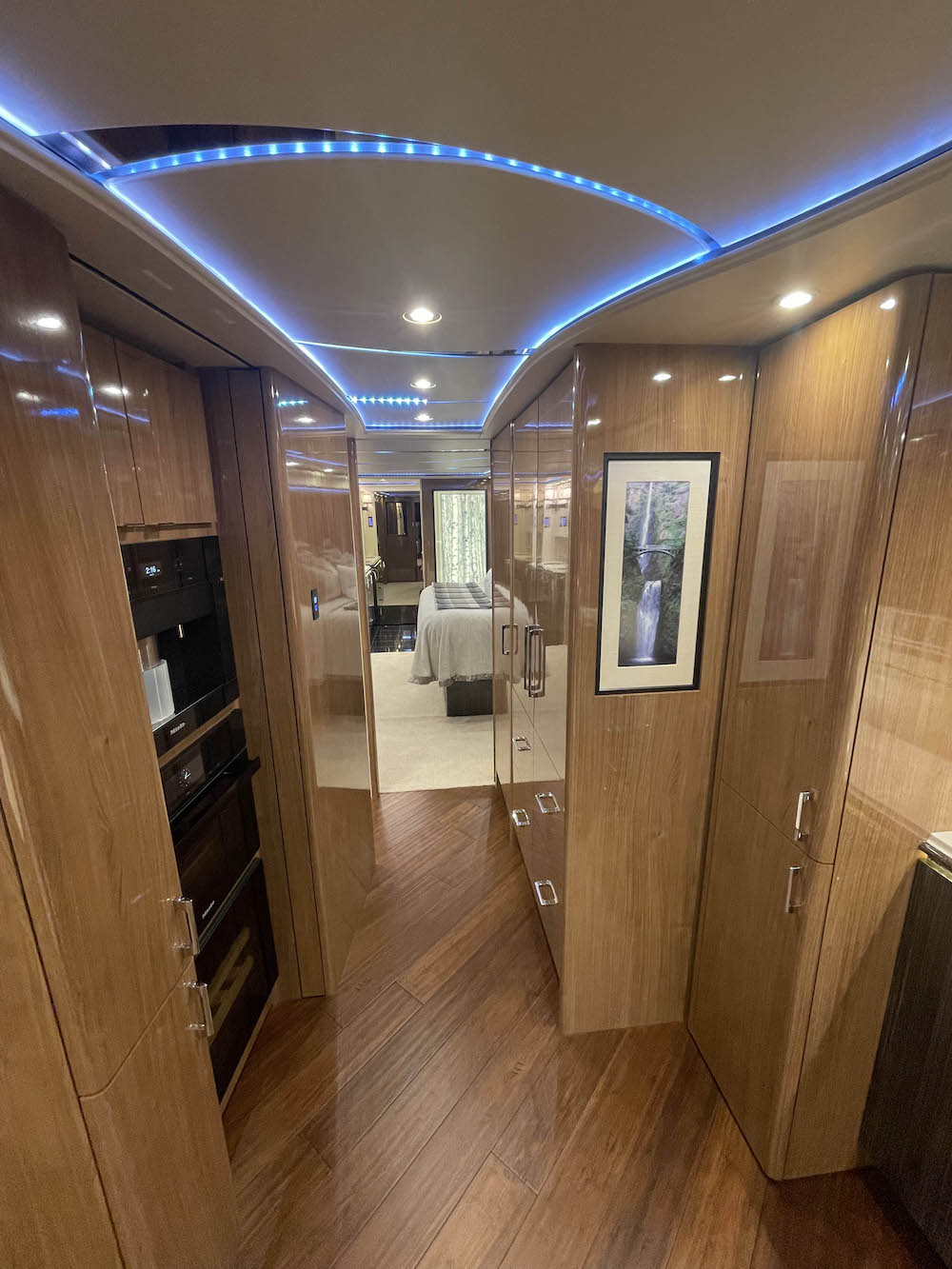 2020 Prevost Marathon H3-45 For Sale