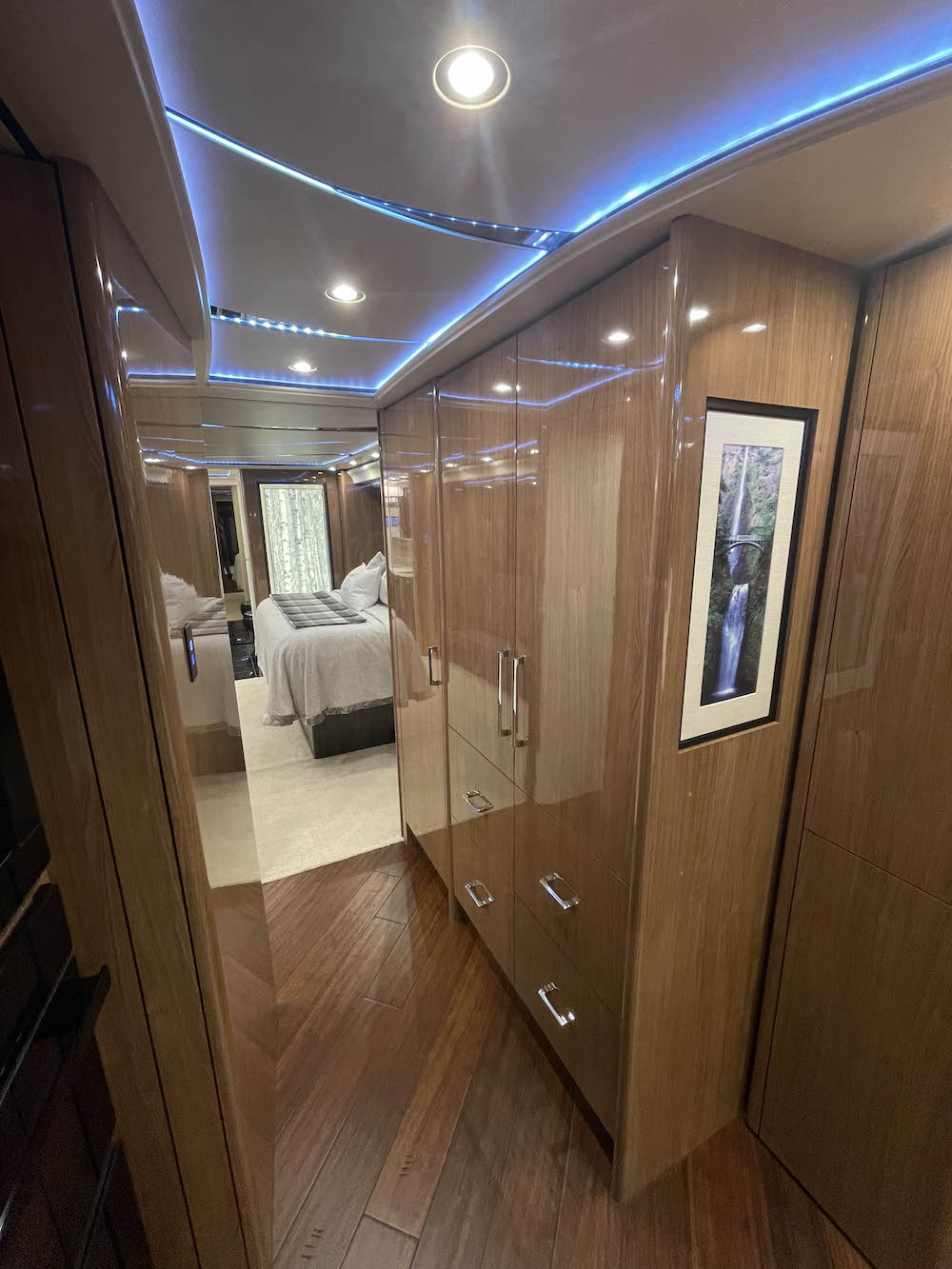 2020 Prevost Marathon H3-45 For Sale