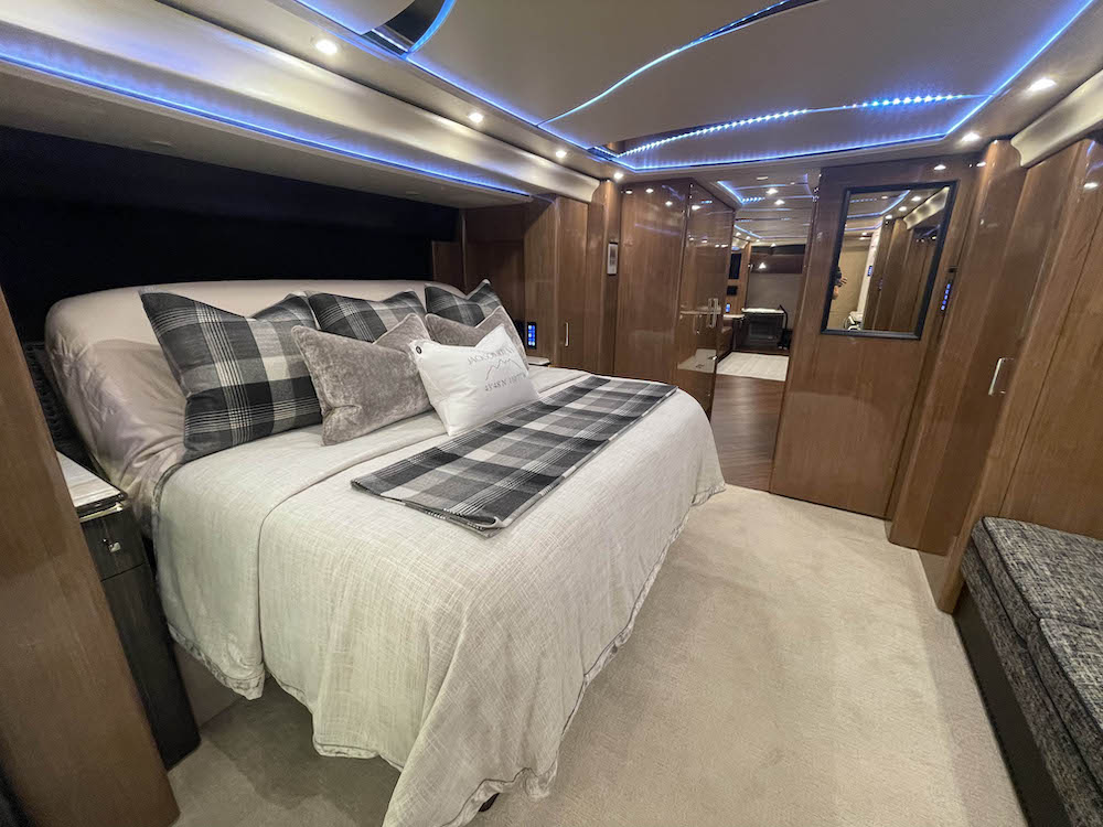 2020 Prevost Marathon H3-45 For Sale