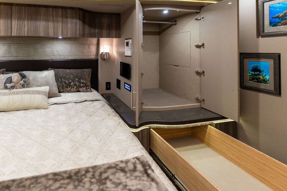 2020 Prevost Marathon H3-45 For Sale