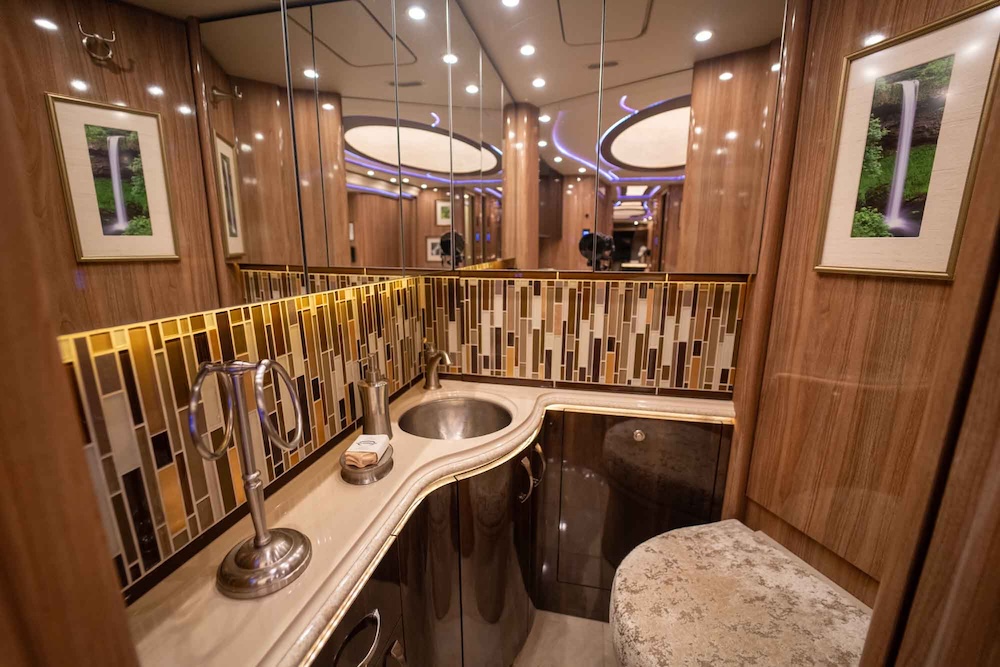 2020 Prevost Marathon H3-45 For Sale