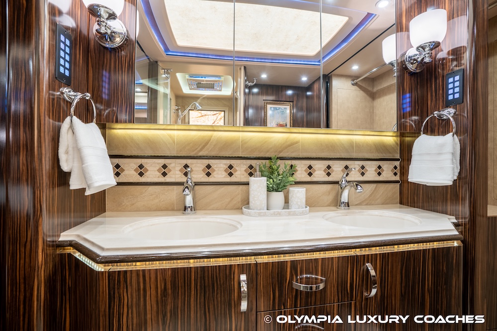 2020 Prevost Marathon H3-45 For Sale