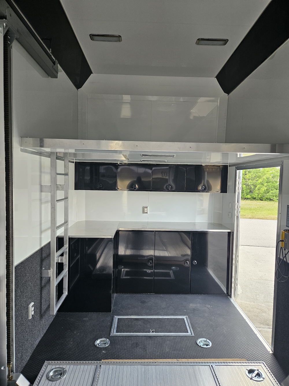 2021 Prevost  ATC Stacker For Sale