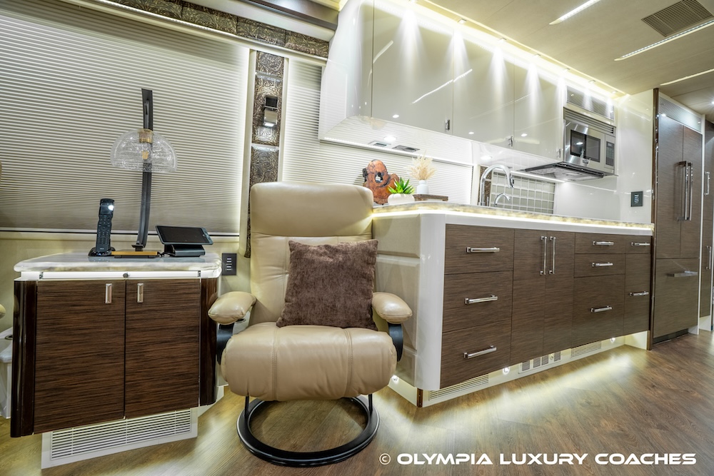 2021 Prevost Emerald H3-45 For Sale