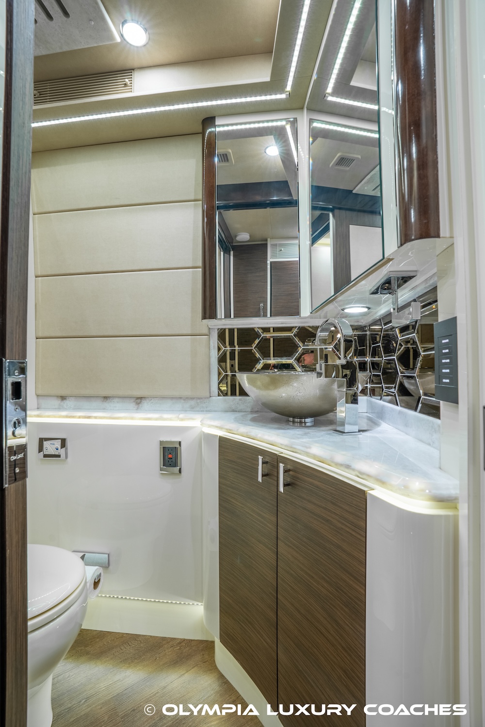 2021 Prevost Emerald H3-45 For Sale