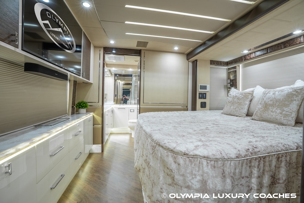 2021 Prevost Emerald H3-45 For Sale