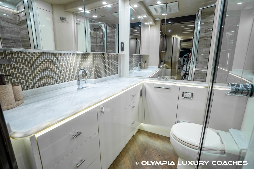 2021 Prevost Emerald H3-45 For Sale