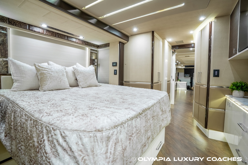 2021 Prevost Emerald H3-45 For Sale