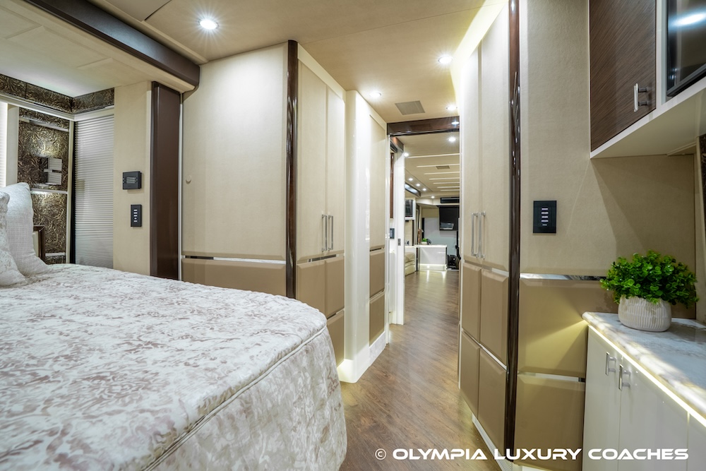 2021 Prevost Emerald H3-45 For Sale