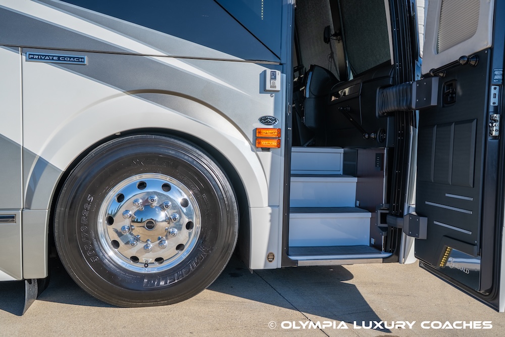 2021 Prevost Emerald H3-45 For Sale