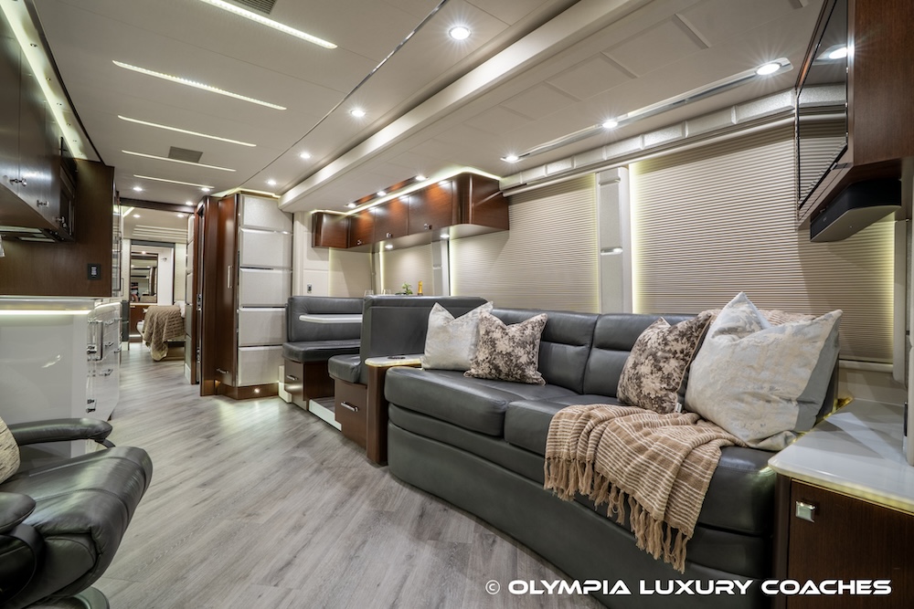 2021 Prevost Emerald H3-45 For Sale