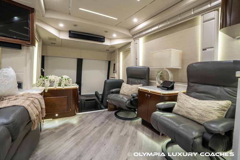 2021 Prevost Emerald H3-45 For Sale