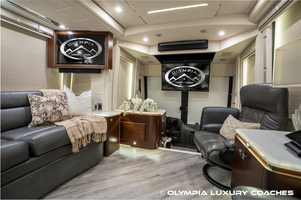 2021 Prevost Emerald H3-45 For Sale