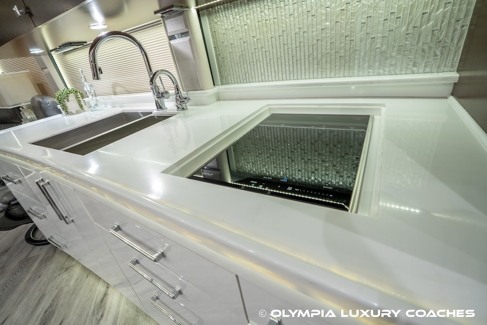 2021 Prevost Emerald H3-45 For Sale