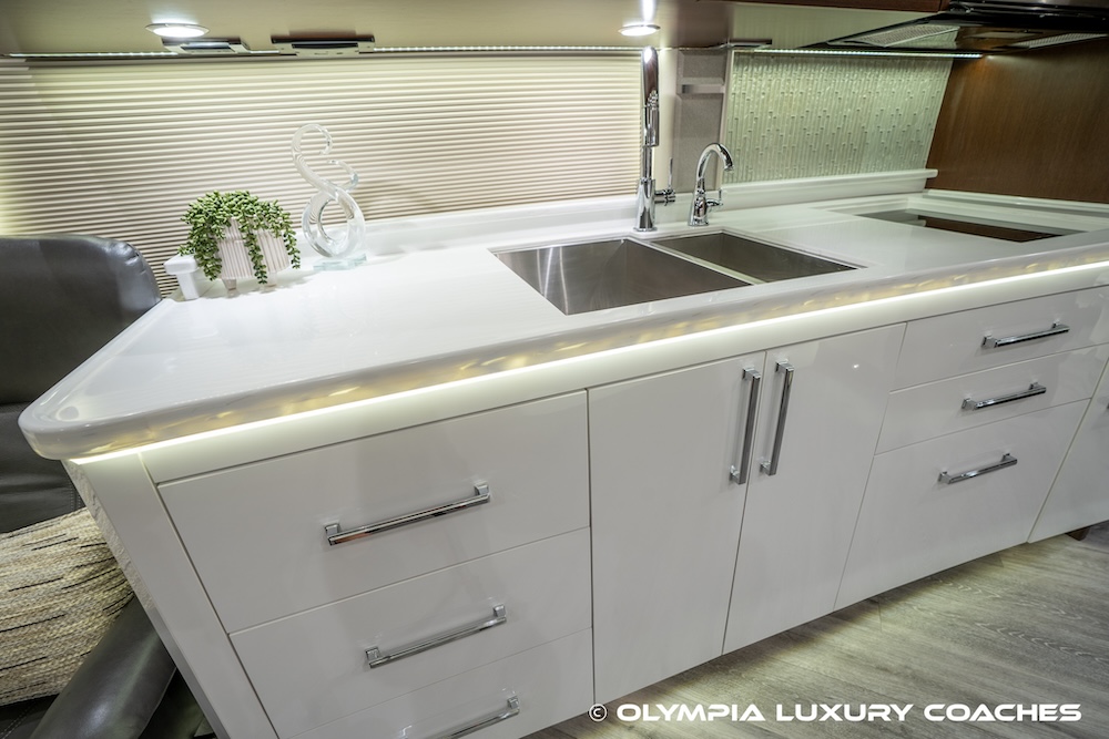 2021 Prevost Emerald H3-45 For Sale