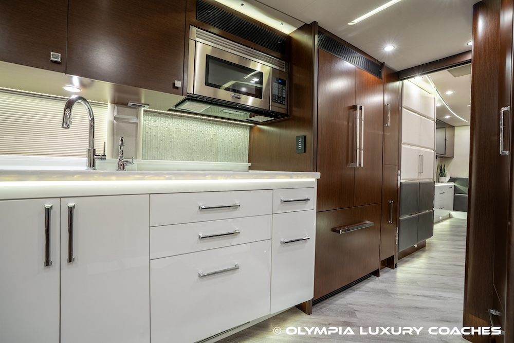 2021 Prevost Emerald H3-45 For Sale